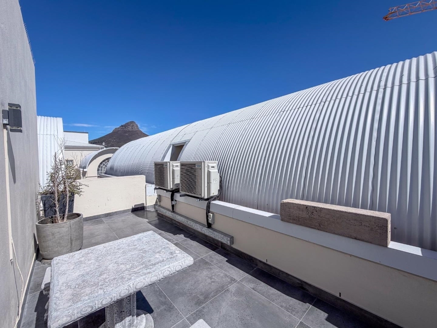 2 Bedroom Property for Sale in Cape Town City Centre Western Cape